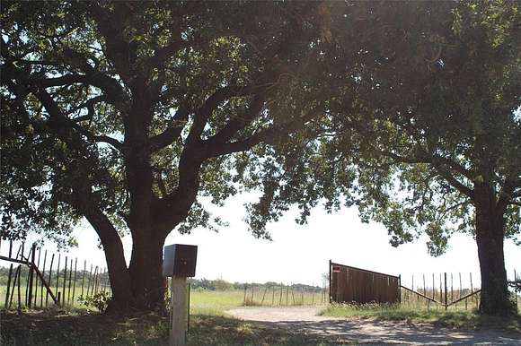 37.446 Acres of Agricultural Land with Home for Sale in Perrin, Texas