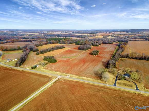 128 Acres of Land for Sale in New Market, Alabama