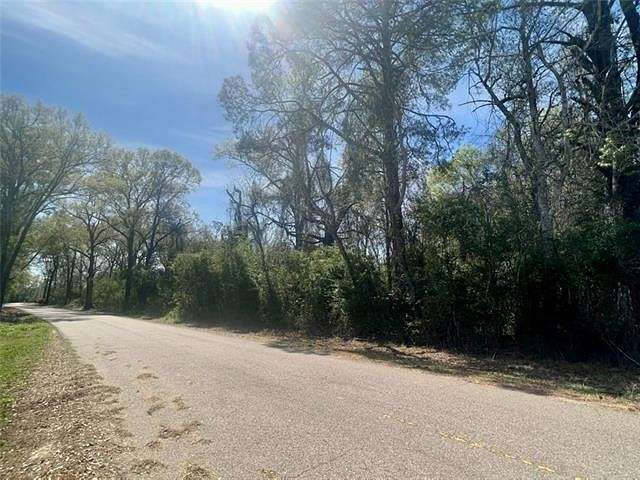6 Acres of Residential Land for Sale in Kentwood, Louisiana