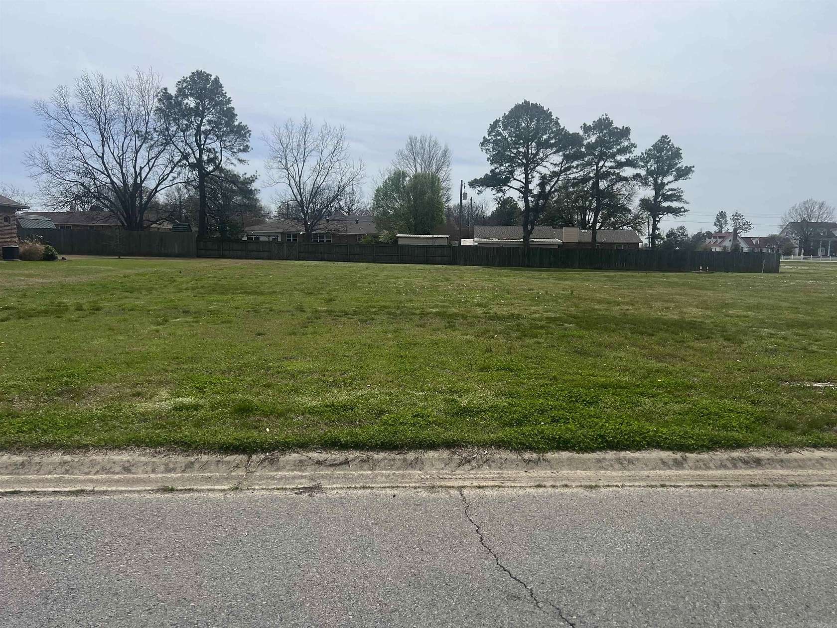 0.57 Acres of Residential Land for Sale in Stuttgart, Arkansas