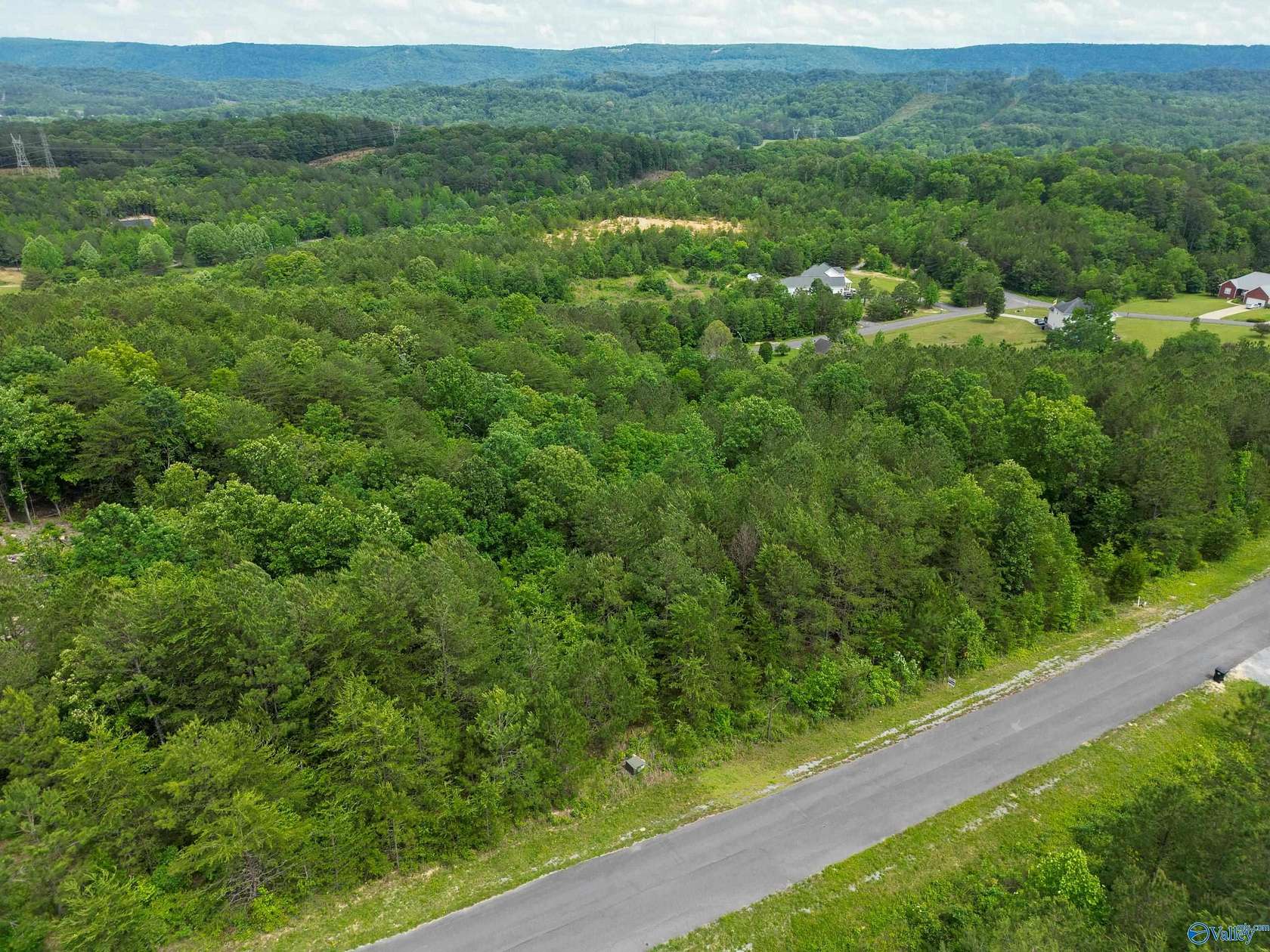 1.3 Acres of Land for Sale in Fort Payne, Alabama