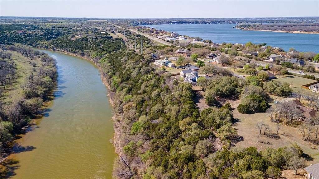 1.02 Acres of Residential Land for Sale in Granbury, Texas