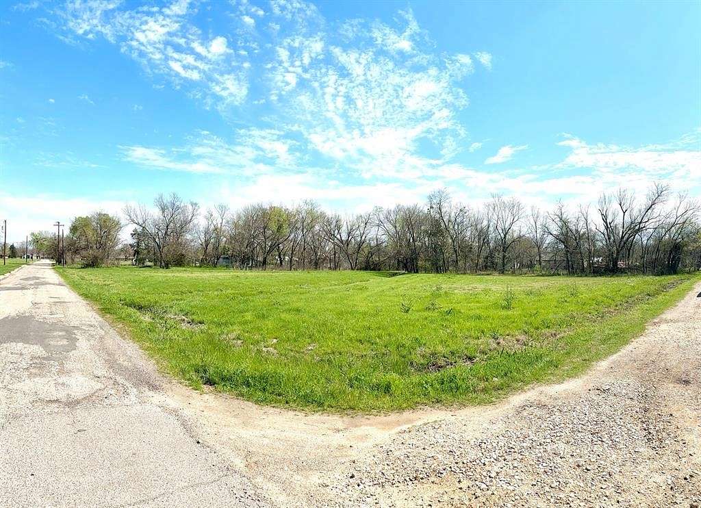 0.9 Acres of Residential Land for Sale in Cooper, Texas