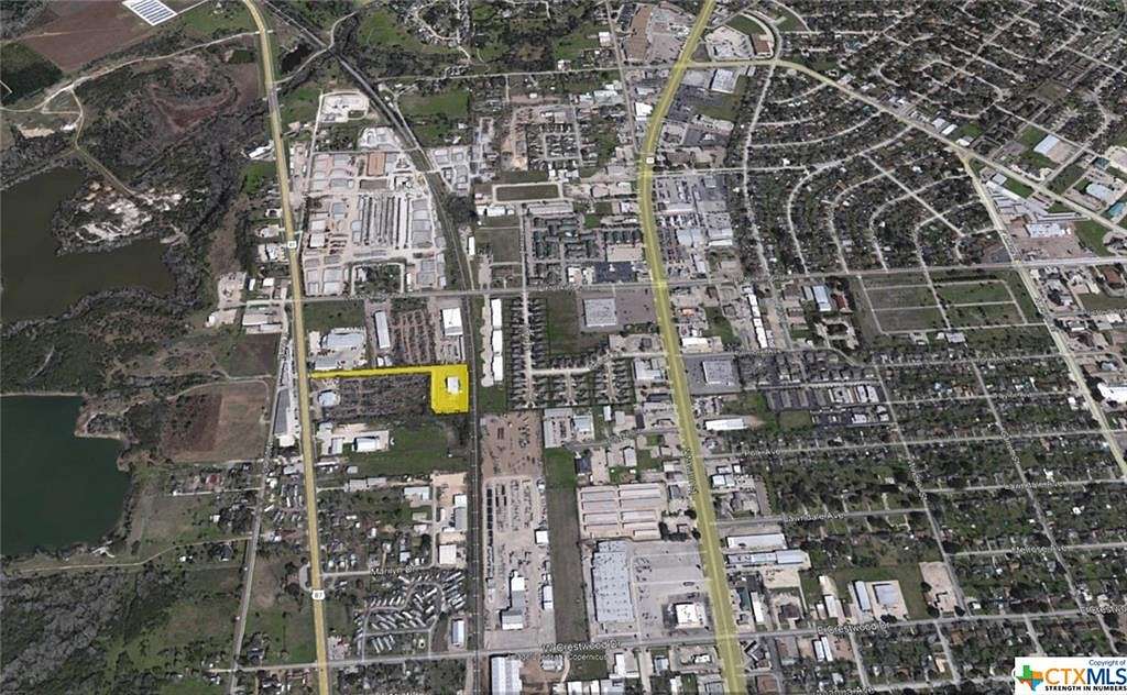 3.2 Acres of Improved Commercial Land for Lease in Victoria, Texas