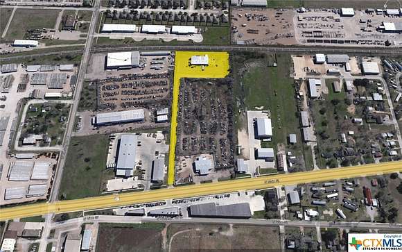 3.179 Acres of Improved Commercial Land for Lease in Victoria, Texas