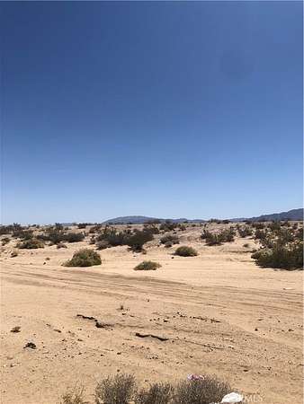 4.55 Acres of Land for Sale in Twentynine Palms, California
