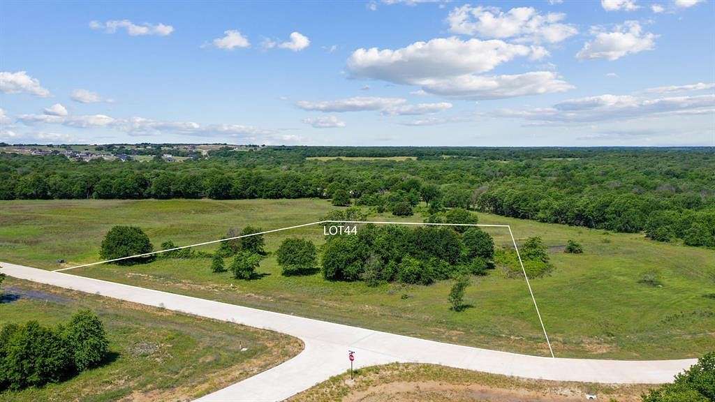 3 Acres of Residential Land for Sale in Poolville, Texas