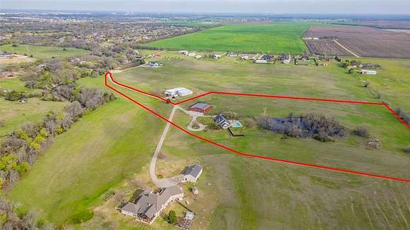 15.1 Acres of Land with Home for Sale in Waxahachie, Texas