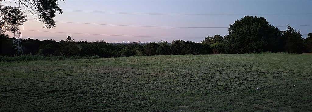 2.1 Acres of Residential Land for Sale in DeSoto, Texas