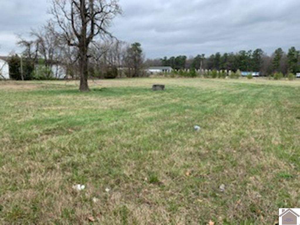 2.9 Acres of Commercial Land for Sale in Paducah, Kentucky