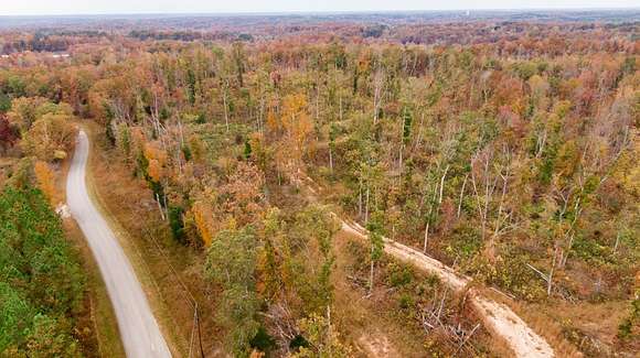 112 Acres of Recreational Land for Sale in Parsons, Tennessee