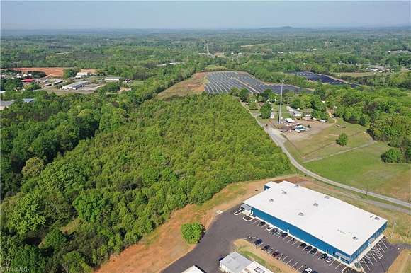 26.4 Acres of Commercial Land for Auction in King, North Carolina