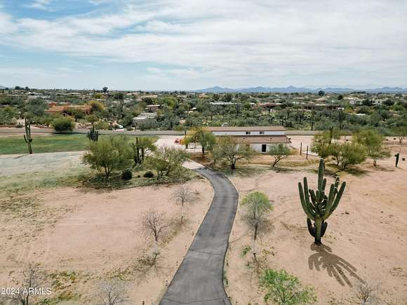 2.5 Acres of Residential Land for Sale in Cave Creek, Arizona
