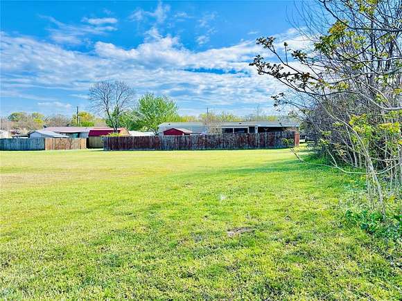 0.25 Acres of Residential Land for Sale in Quitman, Texas