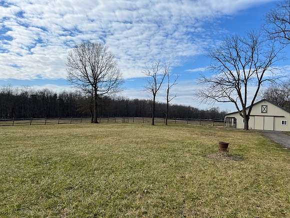 32 Acres of Land with Home for Lease in Amity Township, Pennsylvania ...