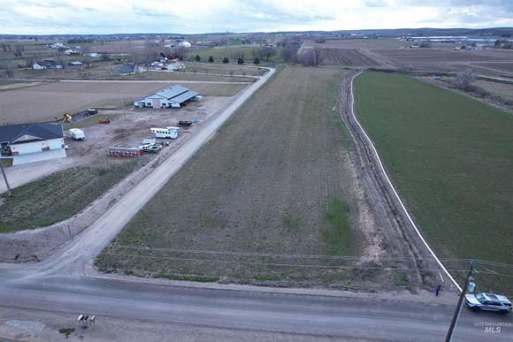 5.8 Acres of Land for Sale in New Plymouth, Idaho
