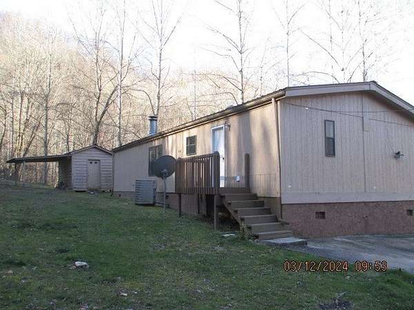 4.5 Acres of Land with Home for Sale in Murphy, North Carolina