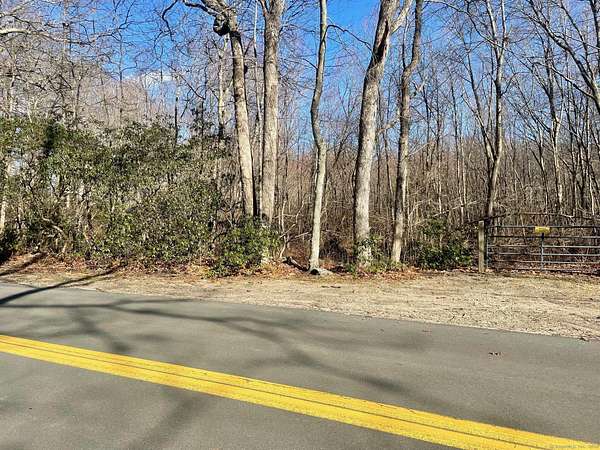 13.3 Acres of Recreational & Residential Land for Sale in Clinton, Connecticut