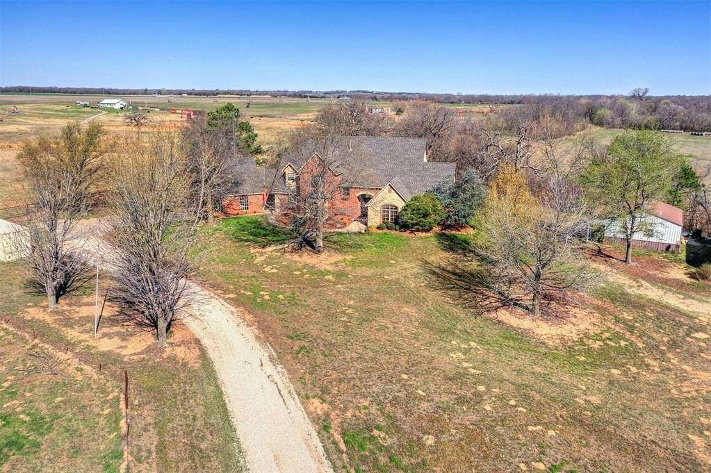 8.94 Acres of Residential Land with Home for Sale in Prague, Oklahoma