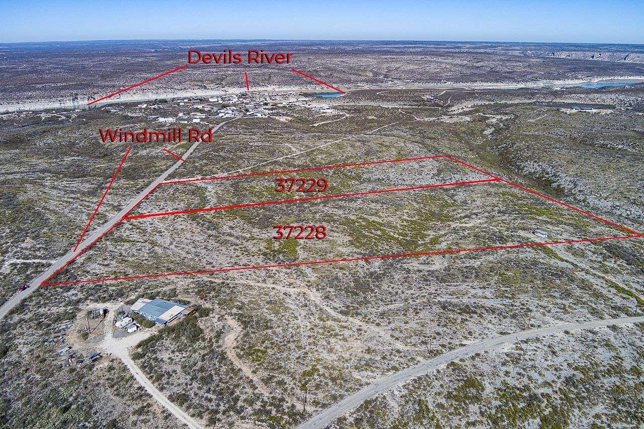 15.5 Acres of Land for Sale in Del Rio, Texas