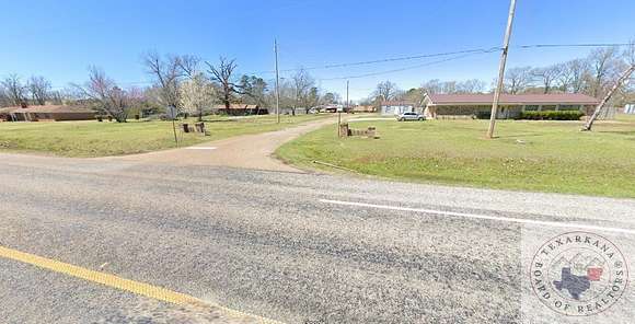 1 Acre of Land for Sale in Atlanta, Texas