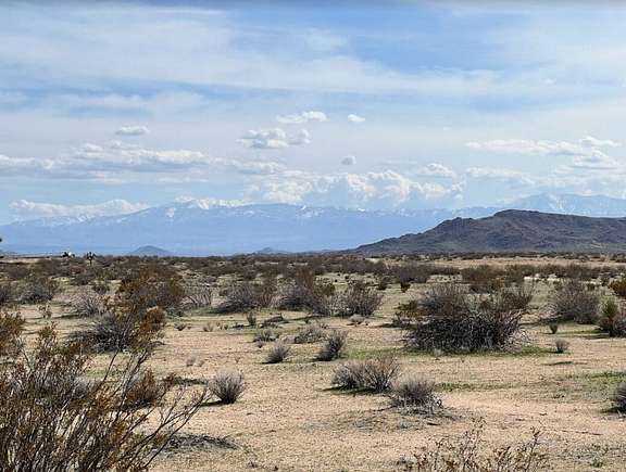 2 Acres of Residential Land for Sale in Lancaster, California