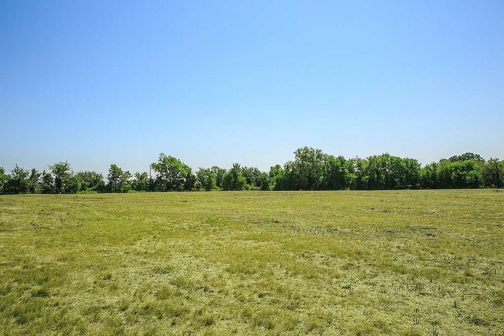 20.14 Acres of Agricultural Land for Sale in Round Top, Texas