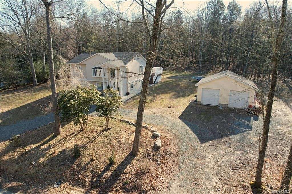 7 Acres of Residential Land with Home for Sale in Thompson Town, New York