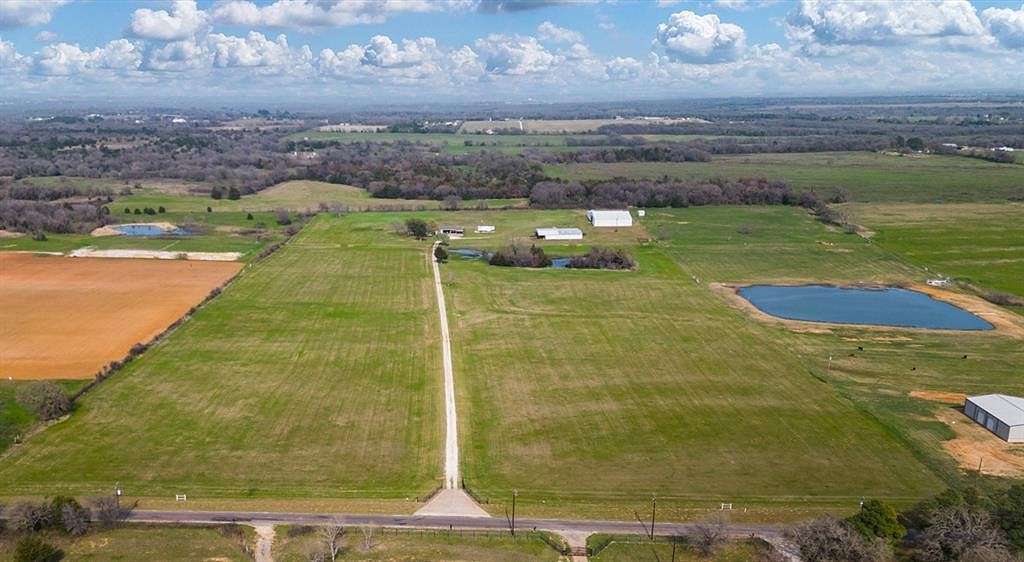 33 Acres of Agricultural Land with Home for Sale in Cleburne, Texas