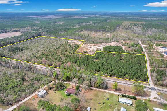 25 Acres of Recreational Land for Sale in Nahunta, Georgia