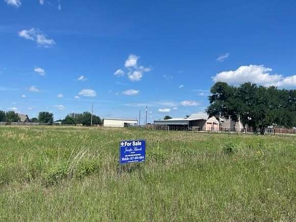 1.3 Acres of Residential Land for Sale in Weatherford, Texas