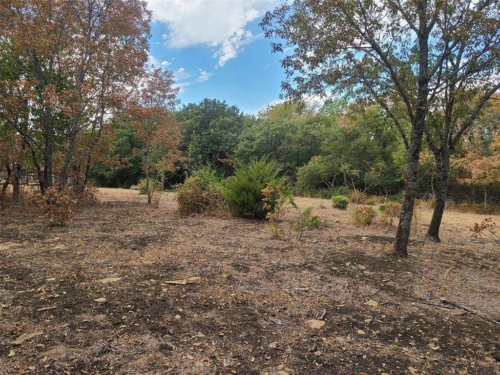 1.8 Acres of Residential Land for Sale in Gainesville, Texas