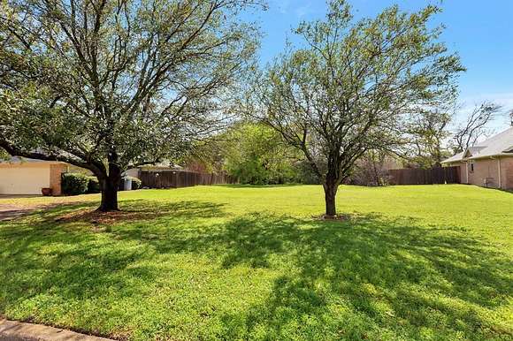 0.29 Acres of Residential Land for Sale in Benbrook, Texas
