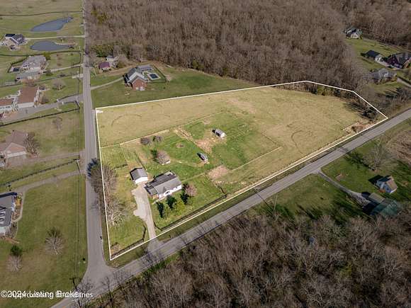 5.2 Acres of Land with Home for Sale in Simpsonville, Kentucky