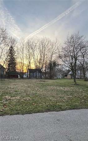 0.1 Acres of Land for Sale in Akron, Ohio