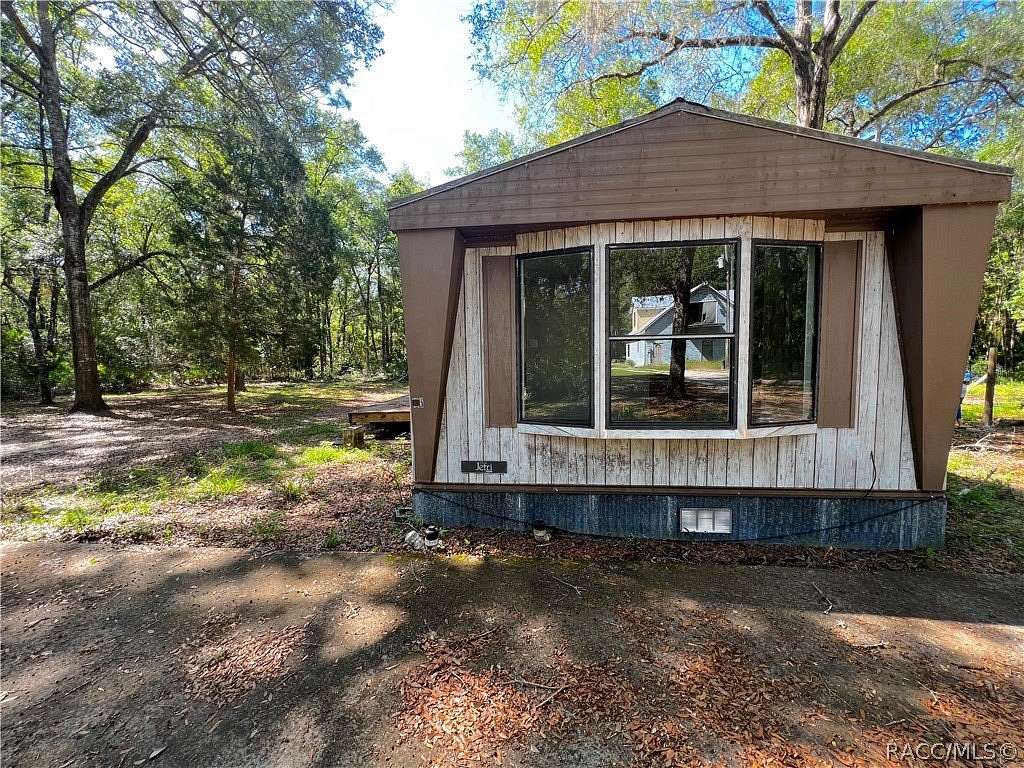 2.17 Acres of Land with Home for Sale in Homosassa, Florida