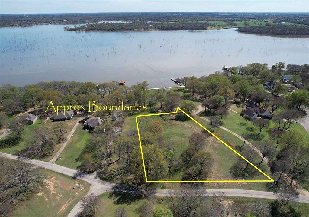 1.94 Acres of Residential Land for Sale in Emory, Texas