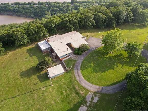 233 Acres of Recreational Land with Home for Sale in Eufaula, Oklahoma