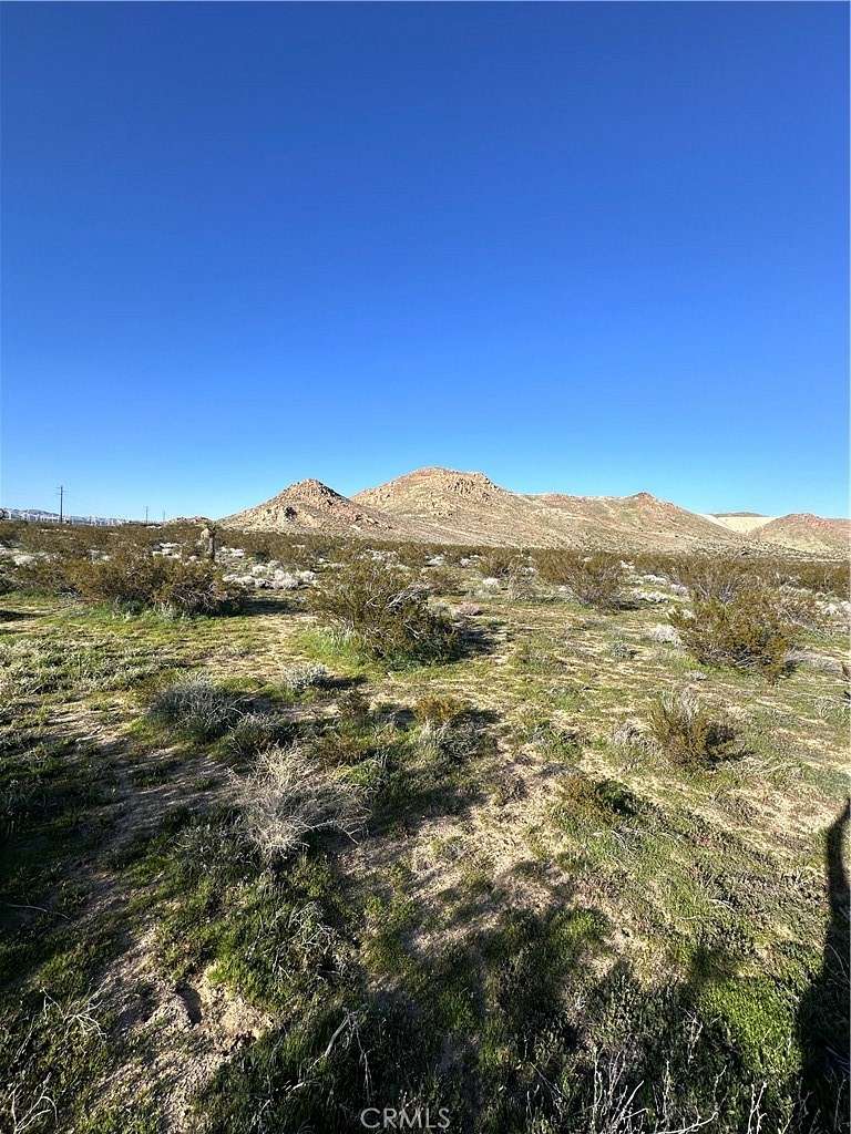 2.3 Acres of Land for Sale in Mojave, California