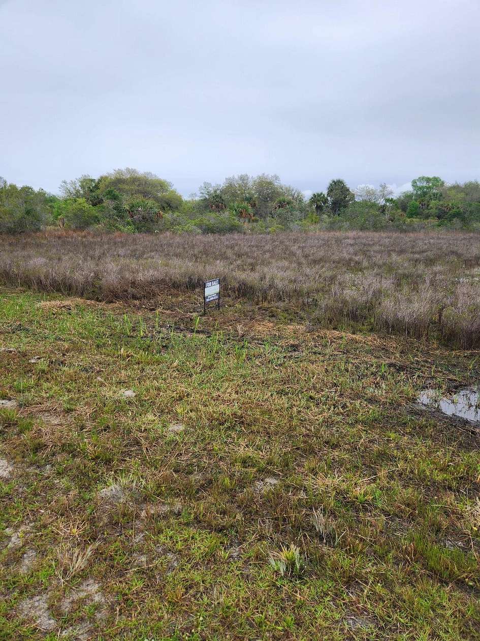 1.25 Acres of Residential Land for Sale in Okeechobee, Florida