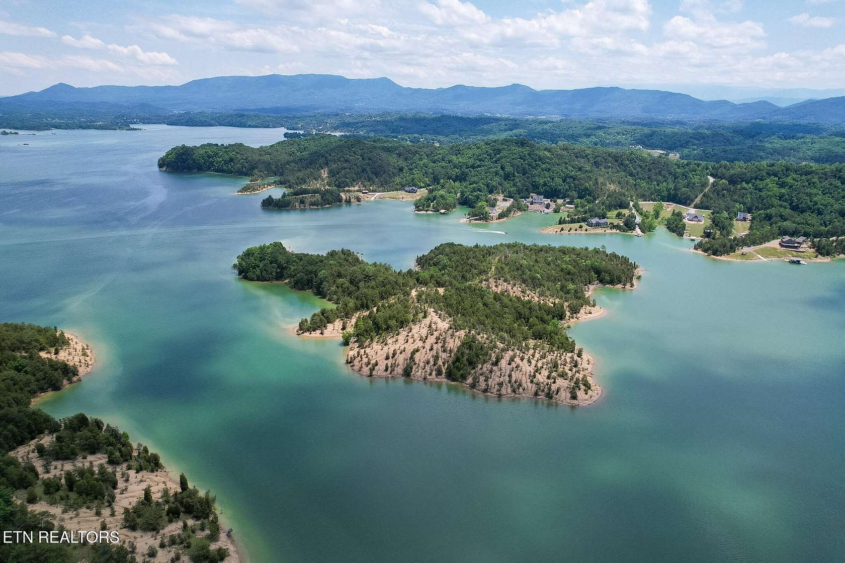 11 Acres of Land for Sale in Sevierville, Tennessee