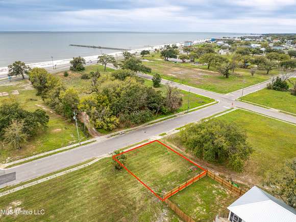 0.1 Acres of Land for Sale in Gulfport, Mississippi