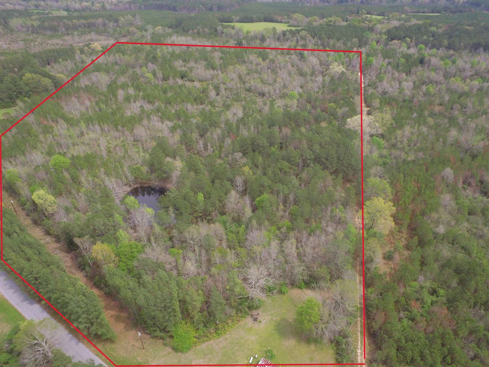 18 Acres of Recreational Land for Sale in Prentiss, Mississippi