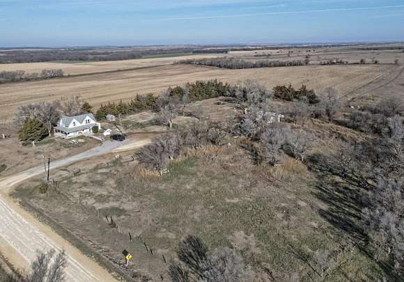 4.2 Acres of Residential Land with Home for Sale in Lebanon, Kansas