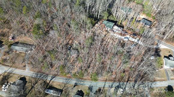 0.5 Acres of Land for Sale in Hendersonville, North Carolina