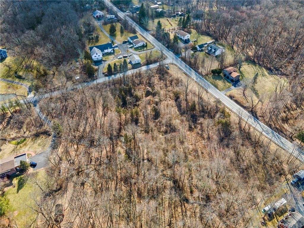 5.7 Acres of Residential Land for Sale in Warwick, New York