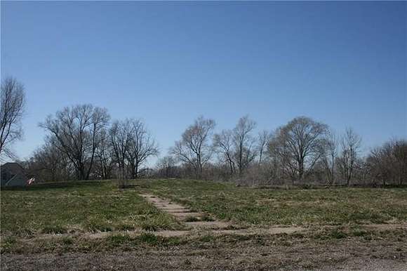 2.9 Acres of Land for Sale in Burlington Junction, Missouri