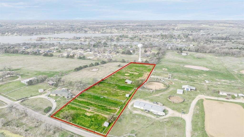 4.5 Acres of Residential Land for Sale in Gainesville, Texas