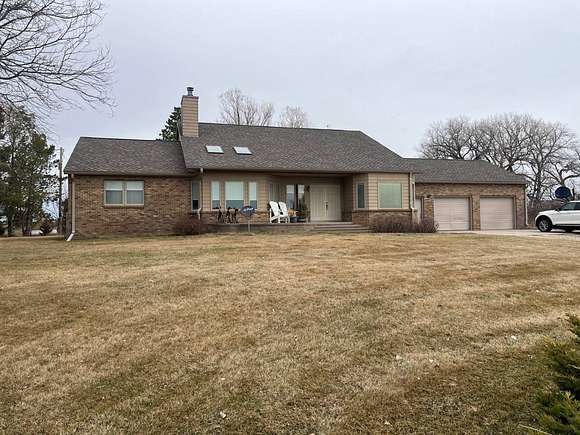 20.1 Acres of Agricultural Land with Home for Sale in Gothenburg, Nebraska