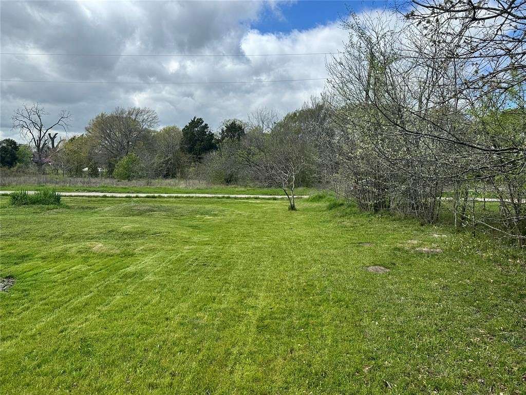 0.09 Acres of Residential Land for Sale in Eustace, Texas